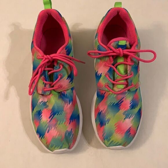 Nike size 6 1/2 fluorescent color athletic shoes - Picture 1 of 8